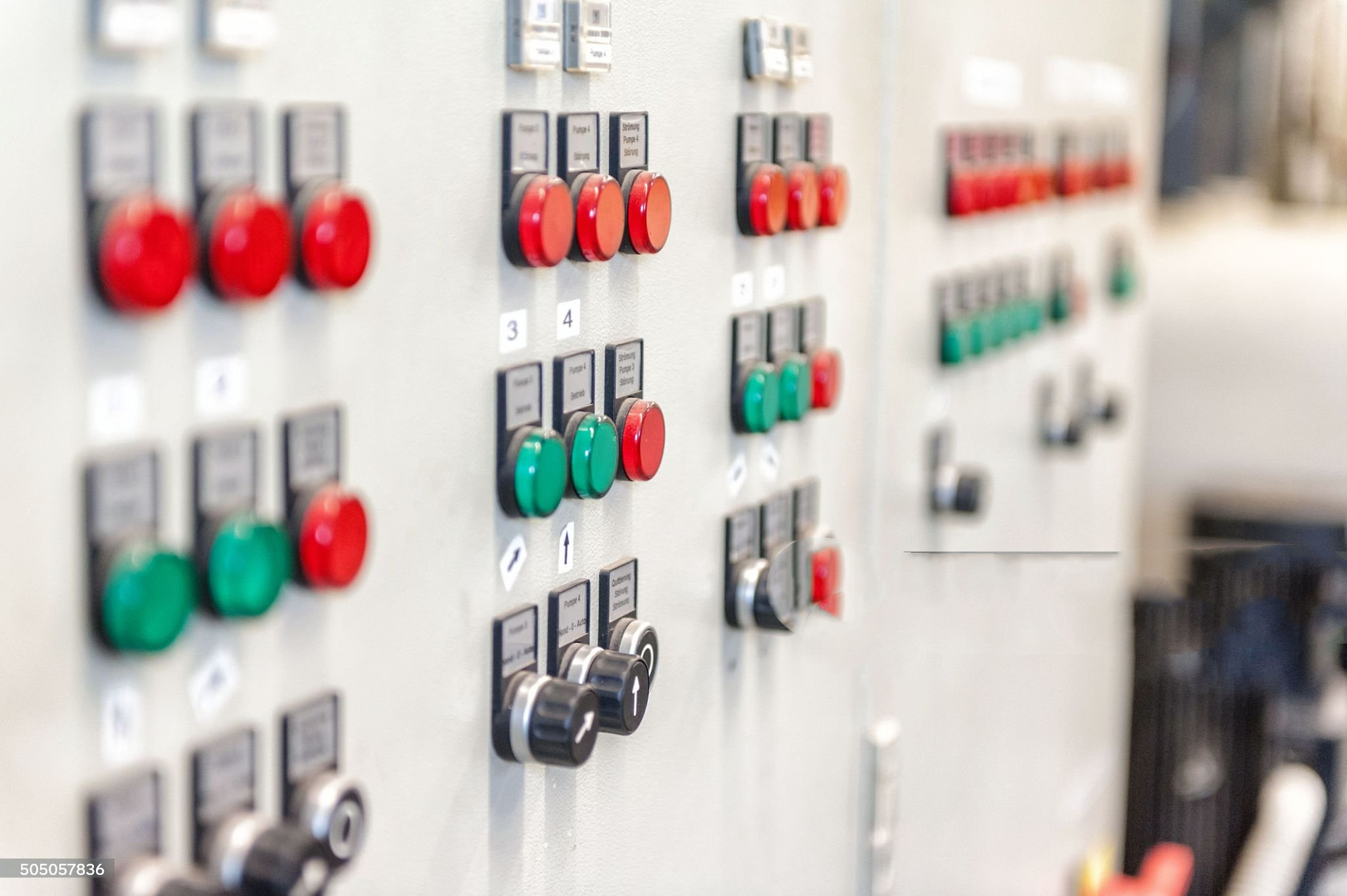 Power MOSFETs – Efficient Power Switching & Control